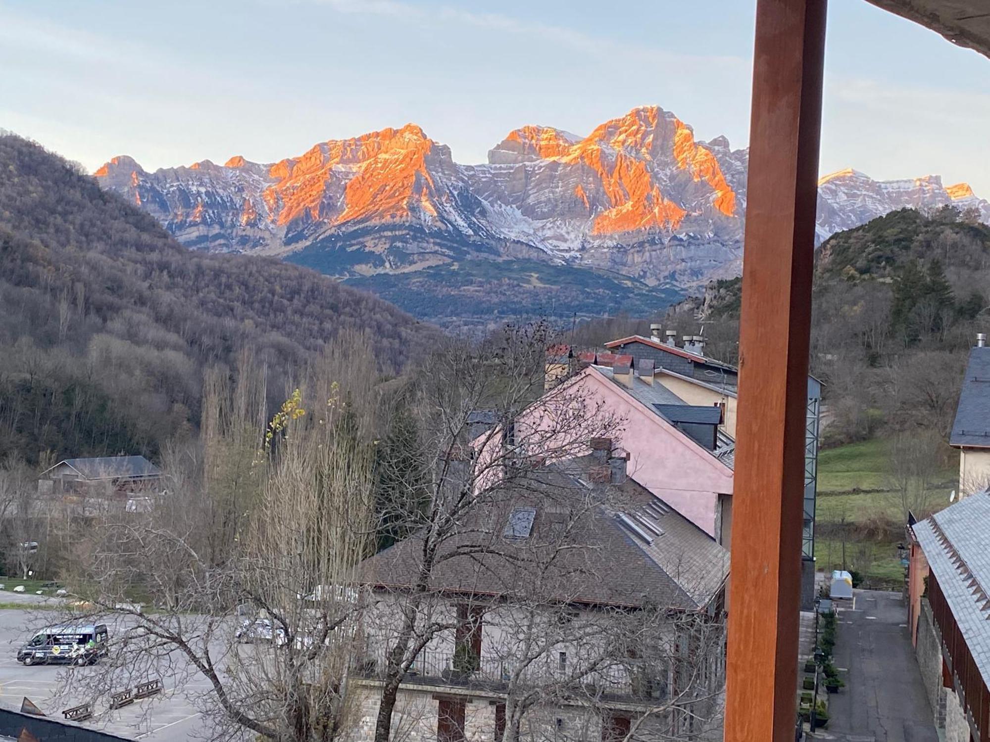 Apartament Casa Orval Panticosa Zewnętrze zdjęcie